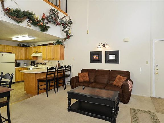 5th image of 3615 N Wolf Lodge Dr Suite 709