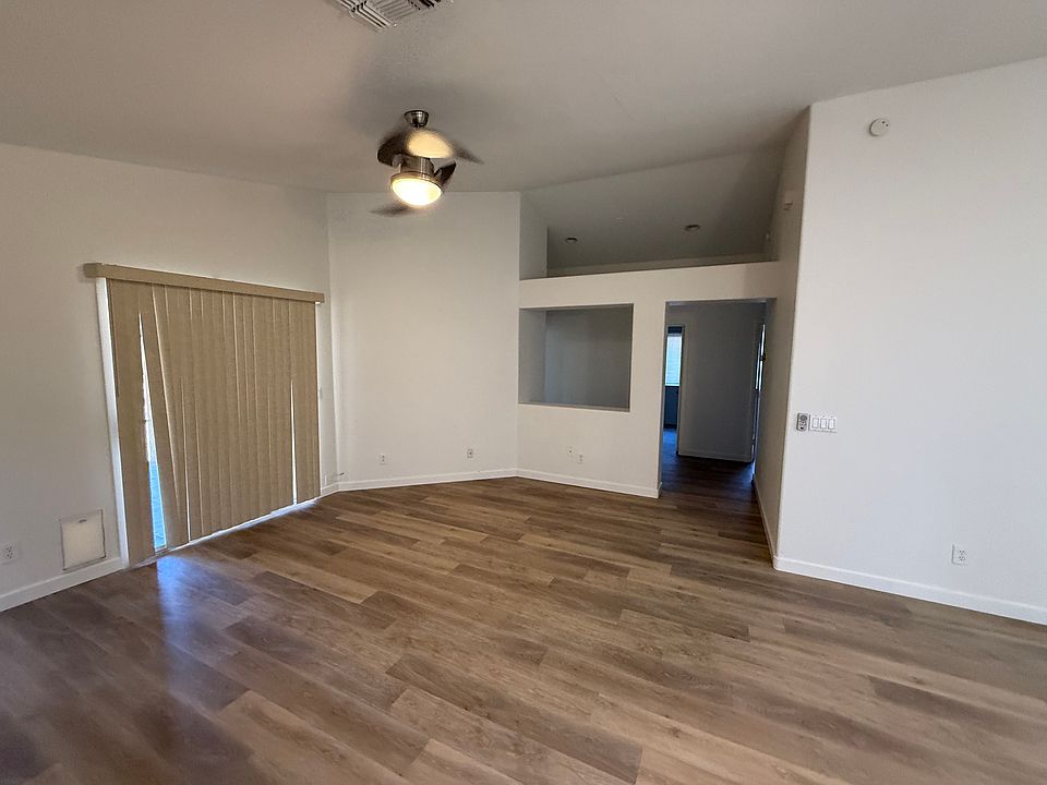 1st image of 12419 N 41st Ave