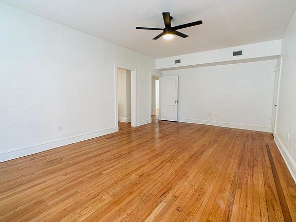 5th image of 910 Lasalle St #910