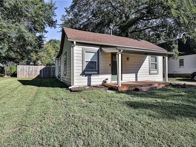 119 S Central St, Buckner, MO, 64016