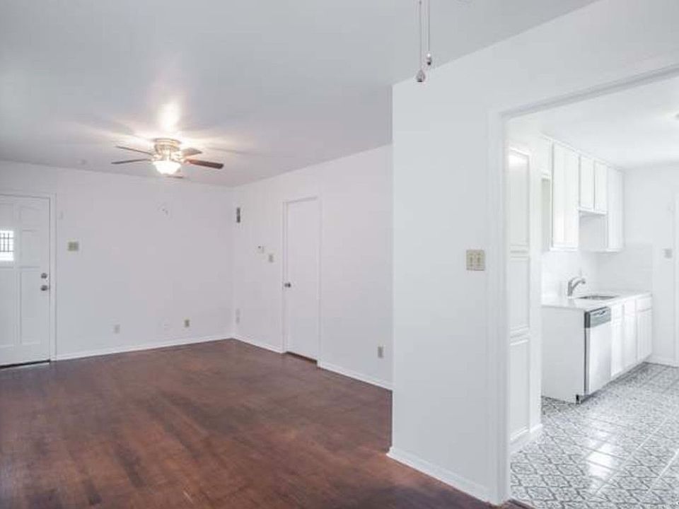 1st image of 418 Byrnes Dr