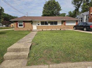 610 N 3rd Ave, Canton, IL 61520