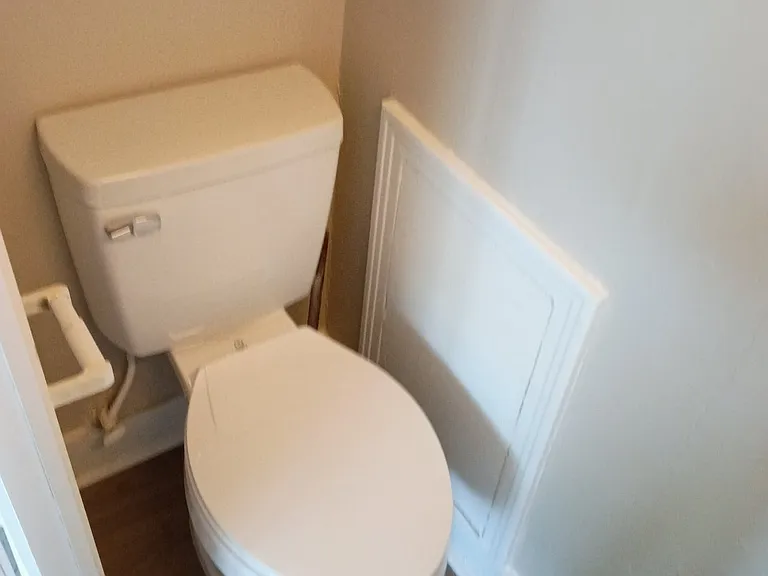 402 Green Acres Dr — Photo 23