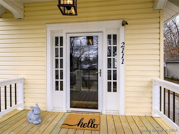 4th image of 2111 McLean Avenue