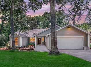 10127 Valley Dr S, Willis, TX 77318