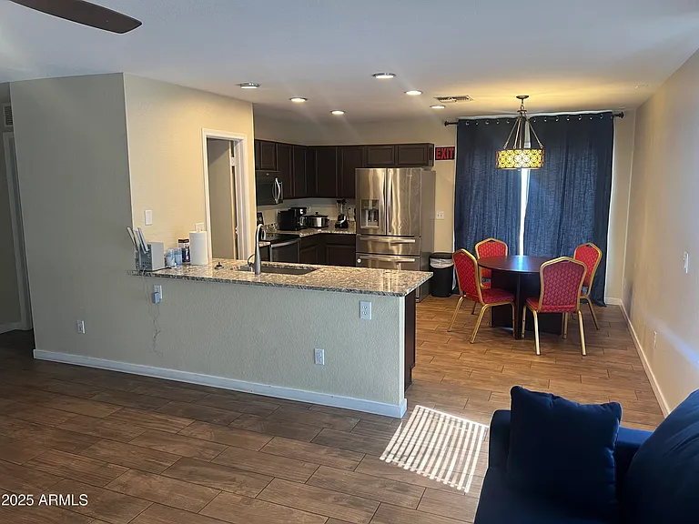 3020 W Red Fox Rd #3020 — Photo 11