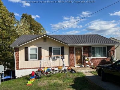 1452 Clearview Heights Rd, Charleston, WV, 25312