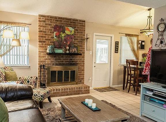 5th image of 6702 Deatonhill Dr