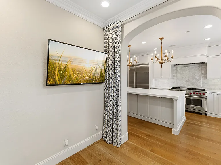 21261 Baeza Cir — Photo 34