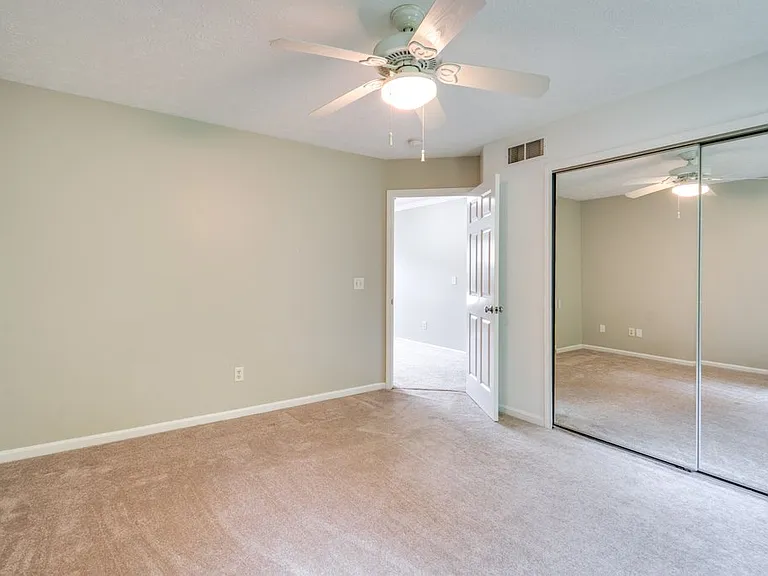 2708 Wyndgate Ct #2708 — Photo 32
