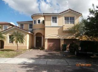18145 NW 89th Ct, Hialeah, FL 33018