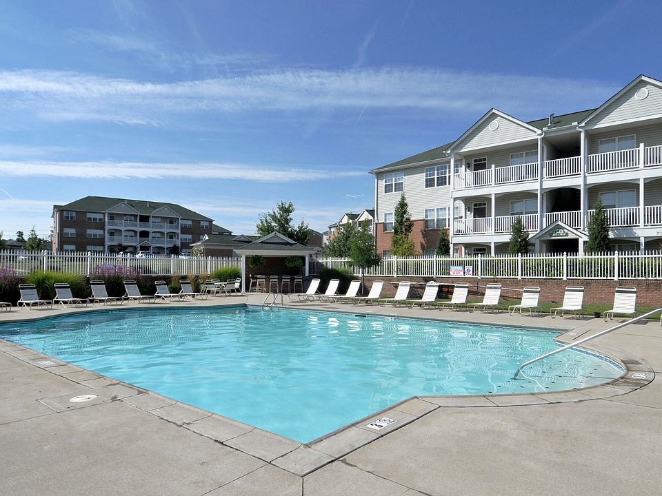 2nd image of 1812 Aspen Pines Dr
