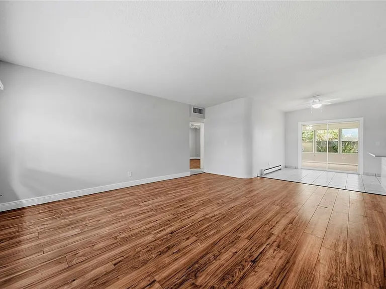 14190 Page Ave — Photo 5