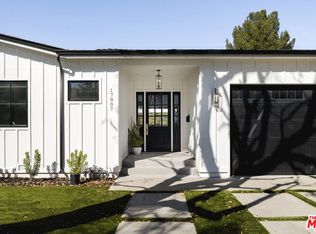 17807 Valley Vista Blvd, Encino, CA 91316