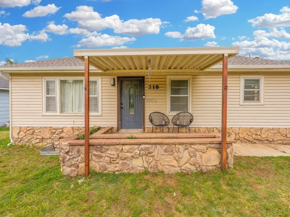 218 N Knight St, Wichita, KS 67203
