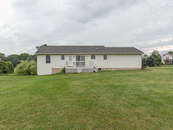 4th image of 49888 Meadow Oak Trl