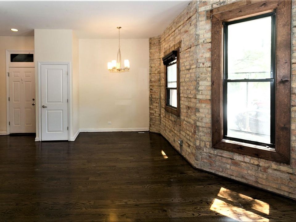 1st image of 1758 W Montrose Ave #1W