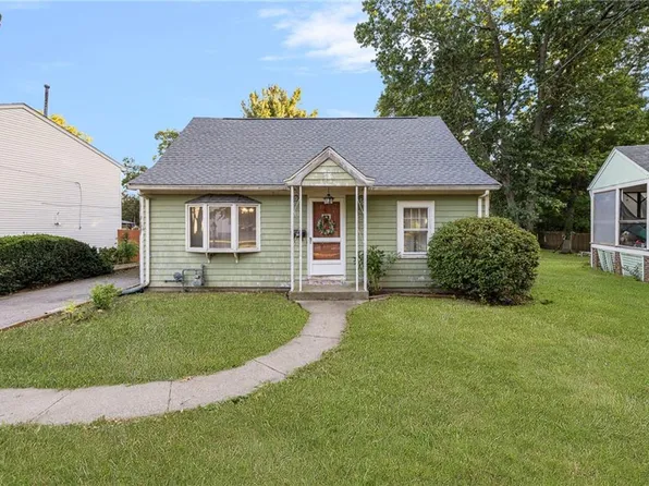 494 Church Ave, Warwick, RI 02889