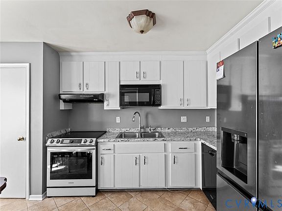 5th image of 7323 Pineleaf Dr