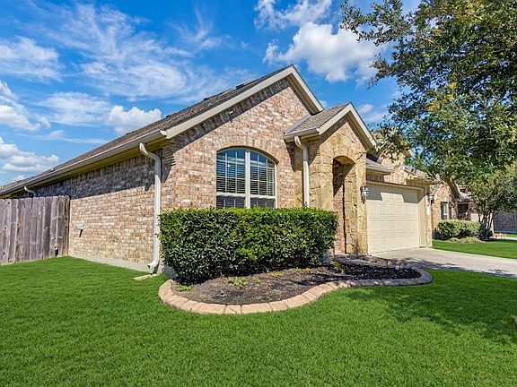 3rd image of 18107 Svensson Slade Ln