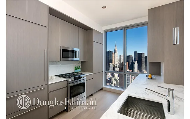 Rented by Douglas Elliman | media 6