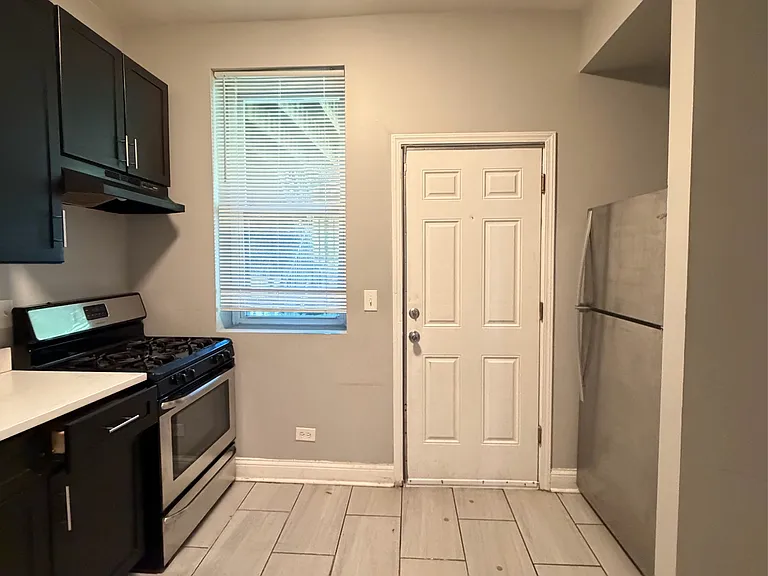 6954 S Yale Ave #11 — Photo 3