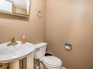 25 Wildwood Ln UNIT G, Bolingbrook, IL 60440