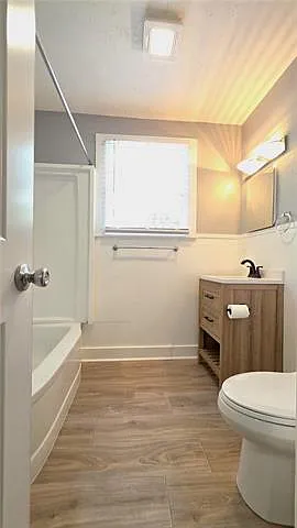 237 Vinet Ave — Photo 11