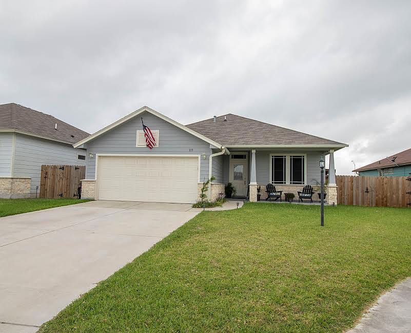 1st image of 113 Lighthouse Cove Dr