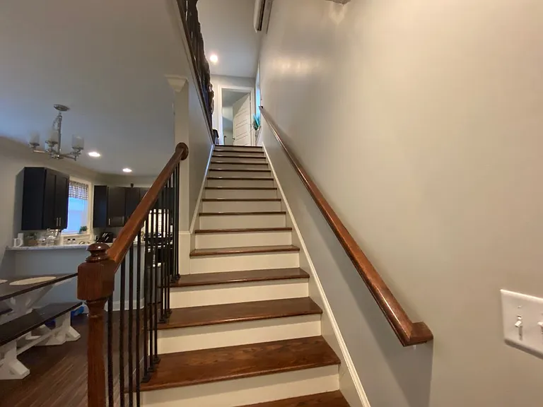 36 N Larchmont Ave — Photo 7