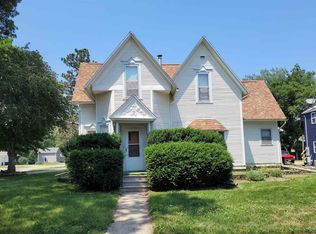 320 4th St NE, Primghar, IA 51245