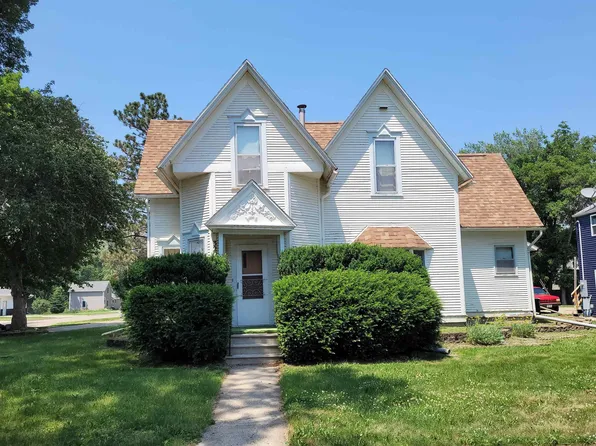 320 4th St NE, Primghar, IA 51245