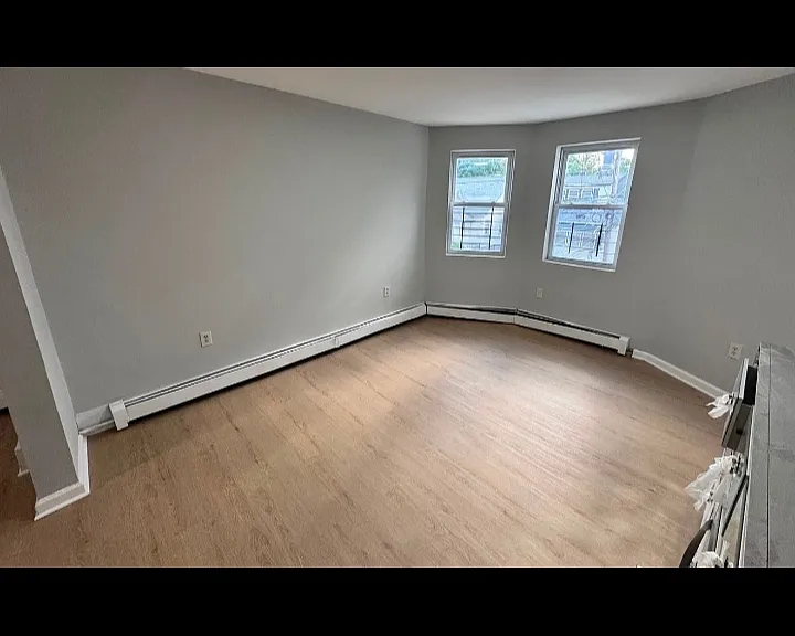 50 Halstead St #2L — Photo 7