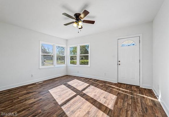 4th image of 3507 Power St