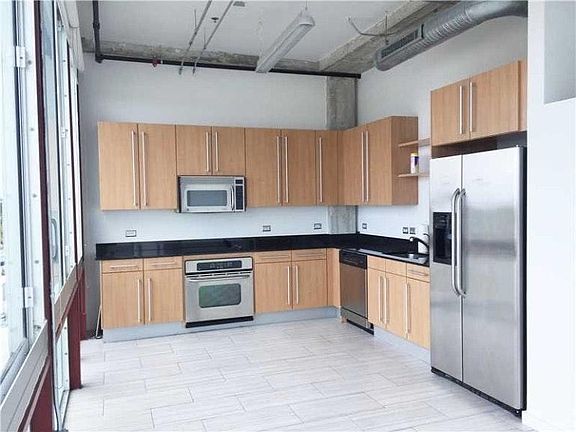5th image of 8101 Biscayne Blvd APT 417