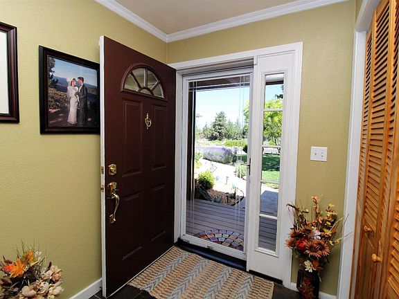 4th image of 15715 Sherwood Rd