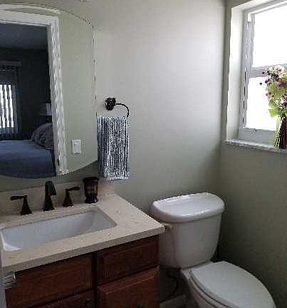 2nd image of 5800 NE 22nd Ave