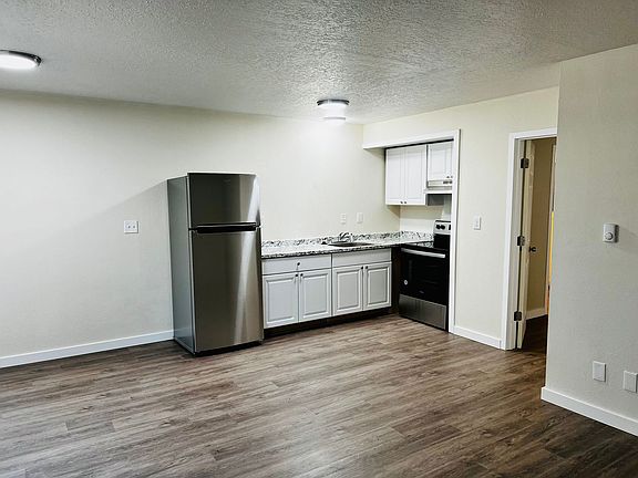 5th image of 2356-2364 NW Overton St #2W