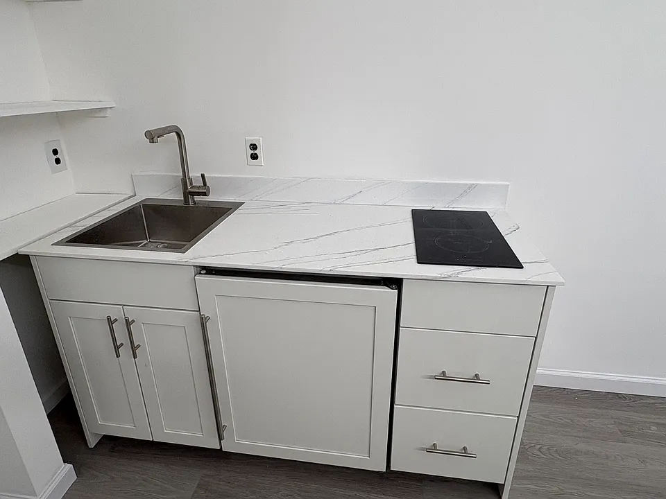 26 S 1st Ave #5