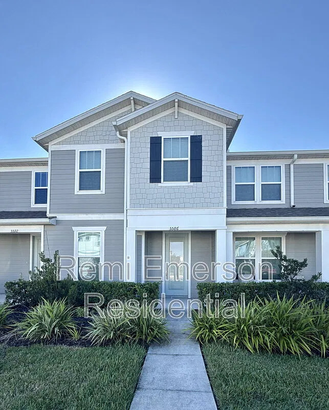 4 bed, 3.0 bath, 1809 sqft, $2,600 — Photo 1