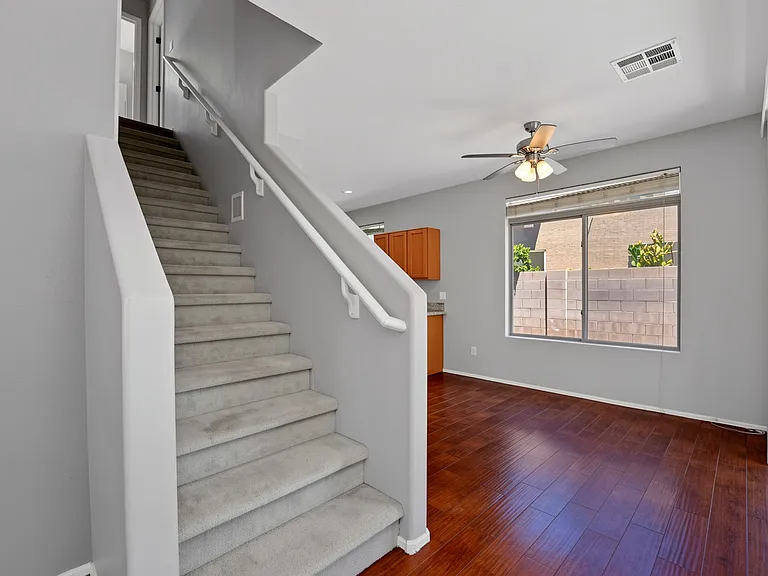 1231 S Amber St — Photo 9