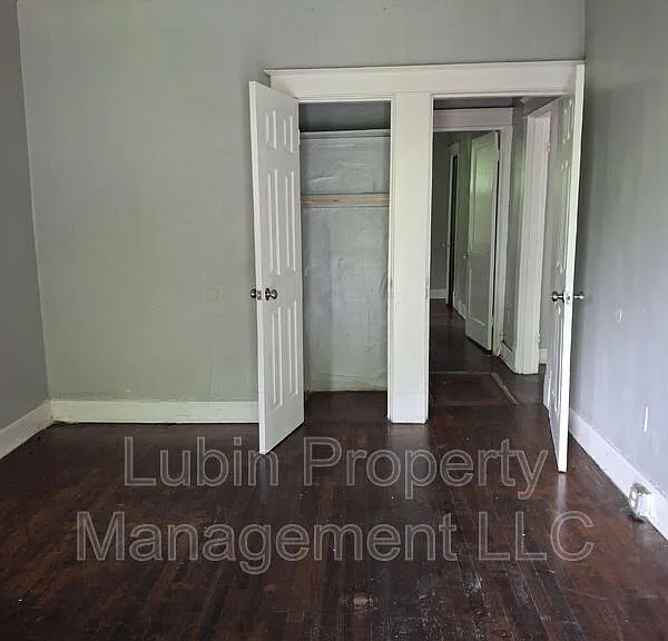 831 Kerr Ave — Photo 3
