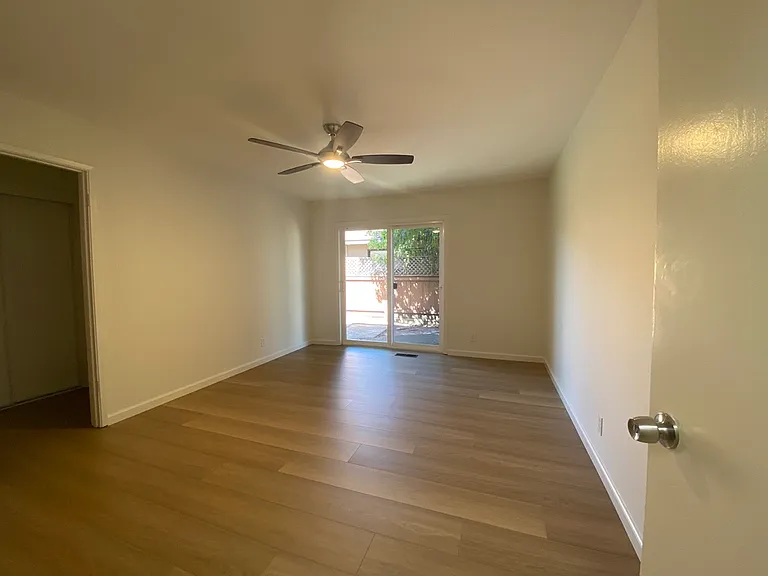 162 Roosevelt Ave #1 — Photo 27