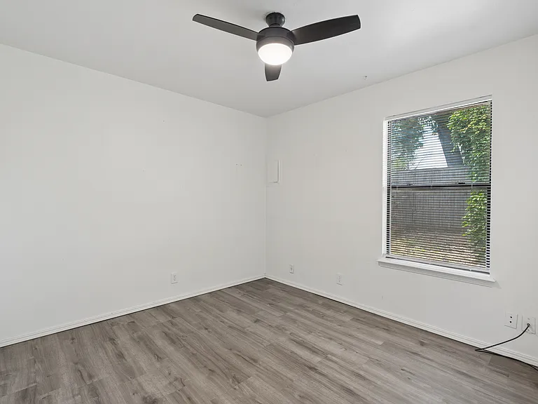 2700 E Shoreridge Ave #2700 — Photo 29
