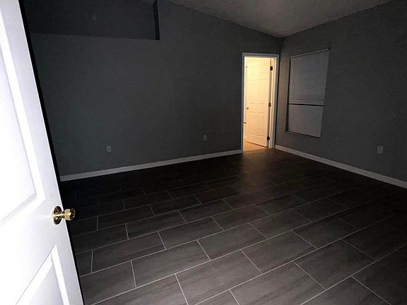 3rd image of 449 Heather Hill Blvd