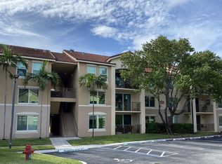 1114 Villa Cir, Boynton Beach, FL 33435