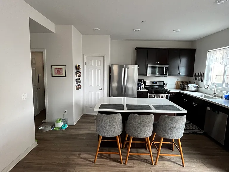 11824 Verona Ln — Photo 10