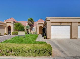 19062 Primrose Ln, Apple Valley, CA 92308