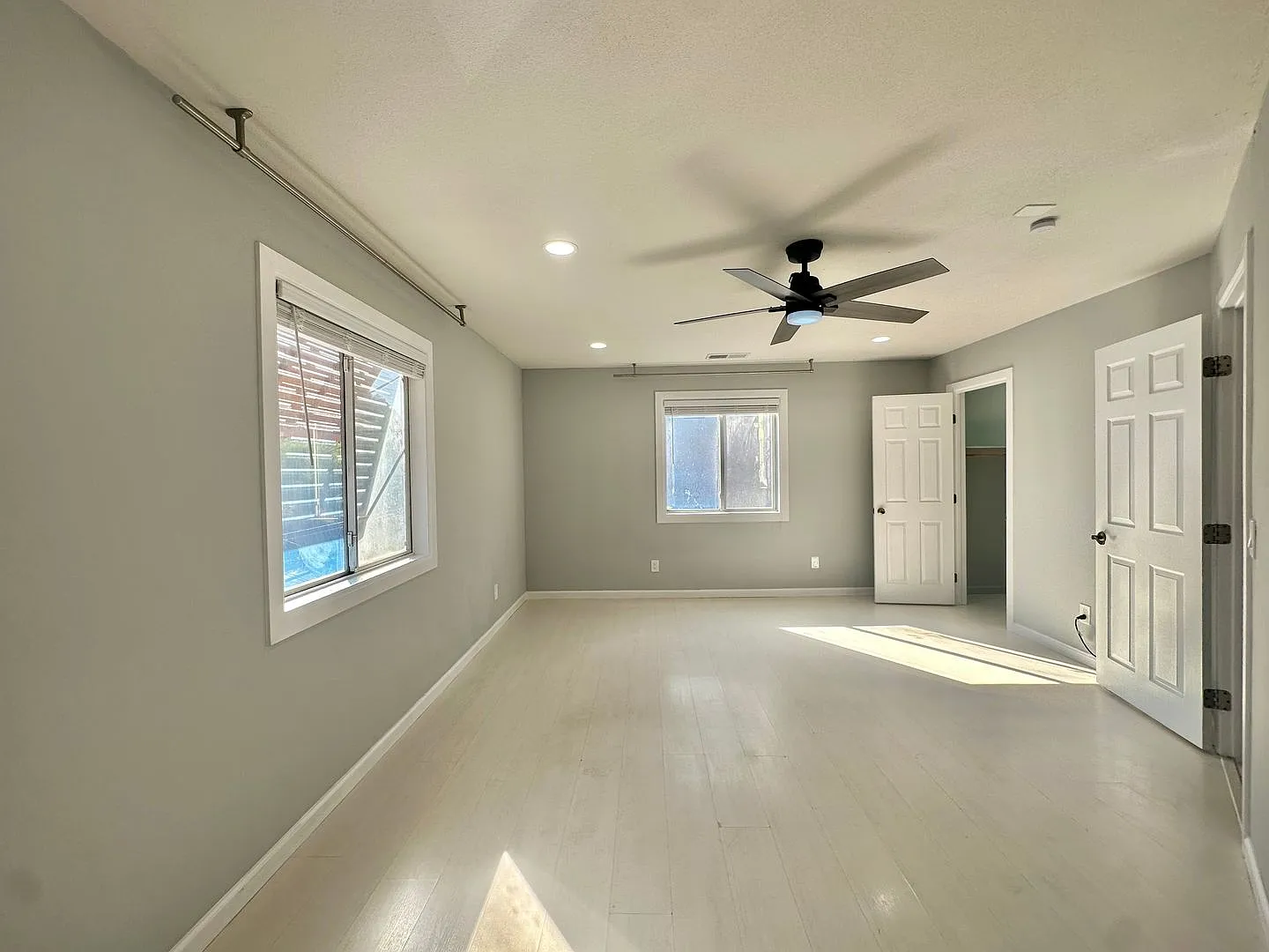 Charming Newly Remodeled 3-Bed, 2.5 Bath 2-Story Home With All Utilities Included! — Photo 4