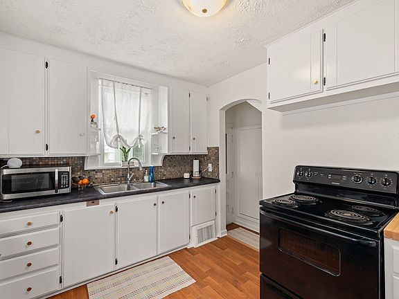 5th image of 705 Keen Ave